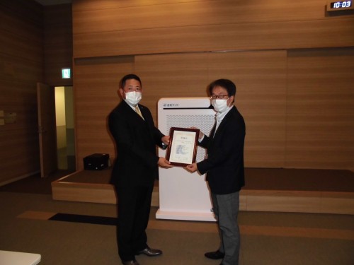 医療従事者支援のために、神戸市立医療センター中央市民病院に寄付金